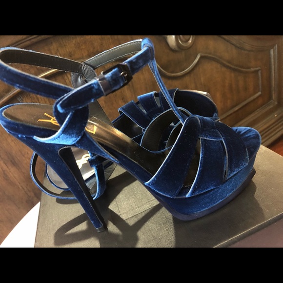 ❌ S O L D ❌Authentic YSL Tribute Sandals - Picture 3 of 6